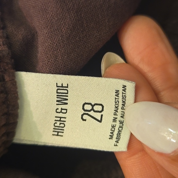 BDG Urban Outfitters High & Wide Chunky Corduroy Ankle Wide Leg Pants NWOT - Picture 12 of 15